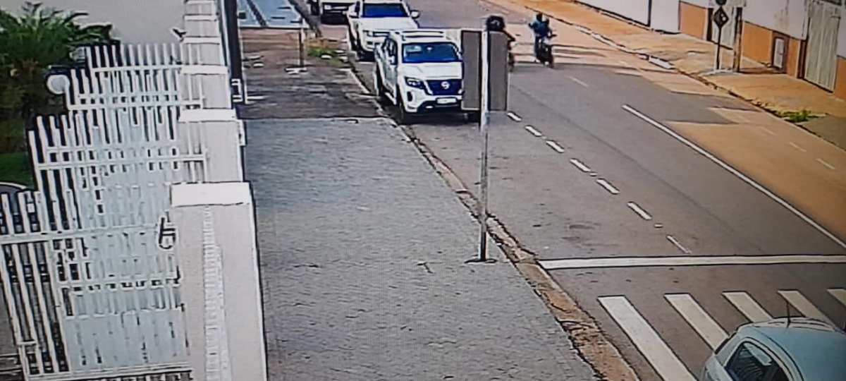 VÍDEO: Motoboy sofre tentativa de homicídio a tiros na região Central de Porto Velho 