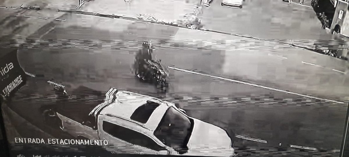 VÍDEO: Motoboy sofre tentativa de homicídio a tiros na região Central de Porto Velho 