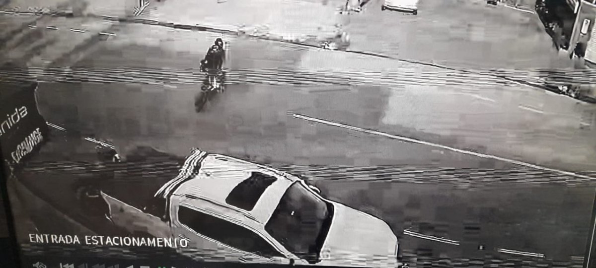 VÍDEO: Motoboy sofre tentativa de homicídio a tiros na região Central de Porto Velho 