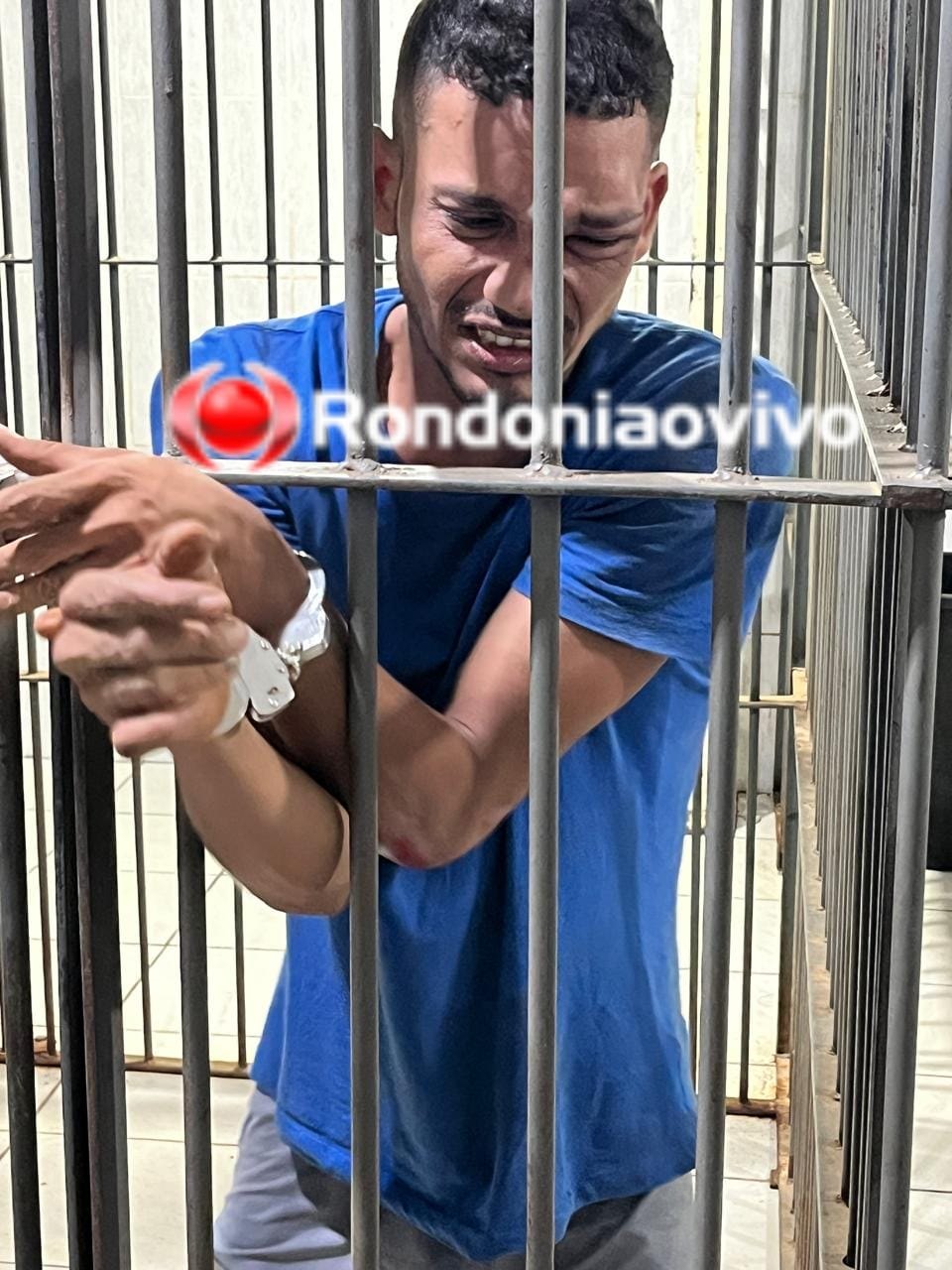 VÍDEO: Ladrão é surrado por populares após roubar mulher que voltava da igreja 