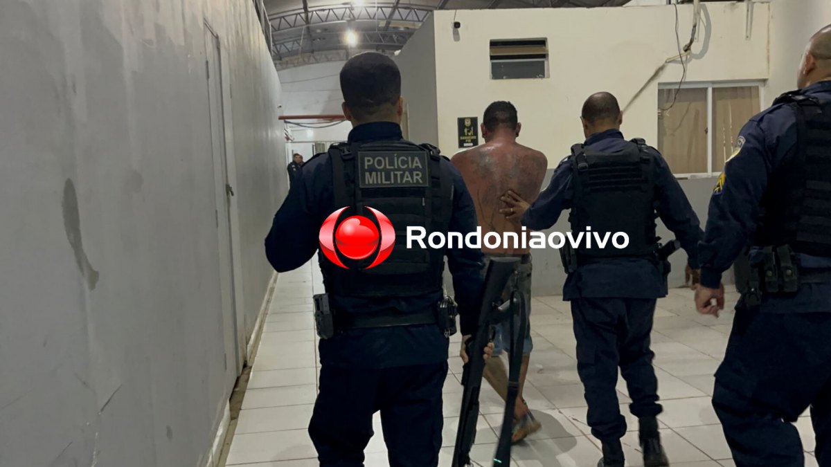 ALUCINADO: Polícia usa gás de pimenta para conter homem que atacou os vizinhos 
