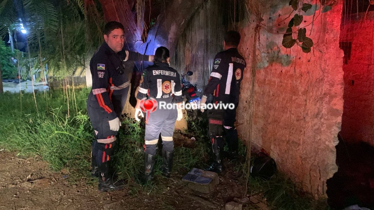 TRÁGICO: Motociclista morre após bater contra árvore em curva