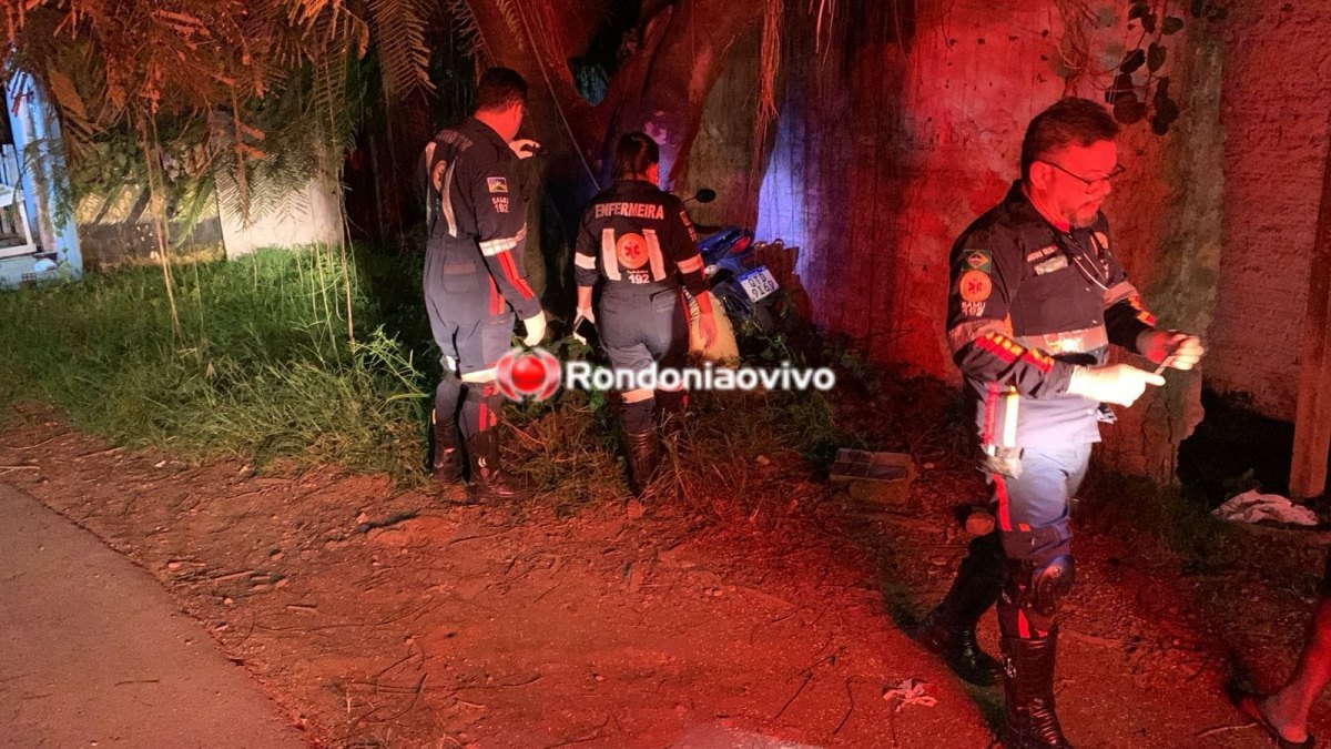 TRÁGICO: Motociclista morre após bater contra árvore em curva