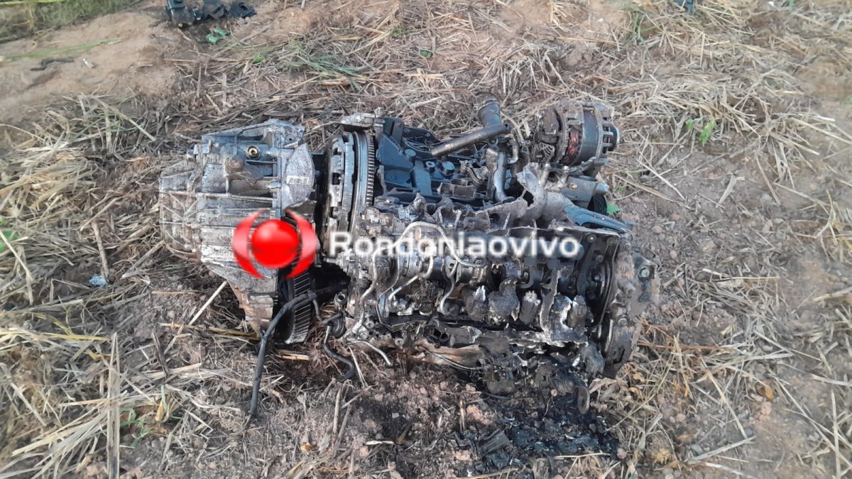 URGENTE: Quatro pessoas morrem após acidente entre ambulância e carreta de soja na BR-364 