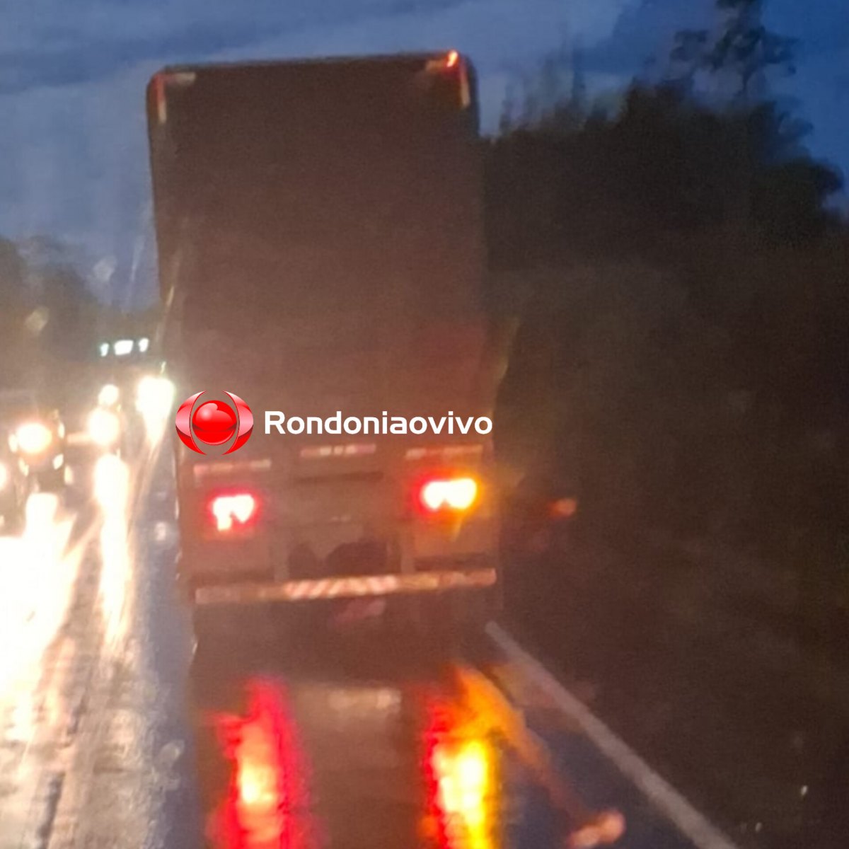 IDENTIFICADO: Funcionário público tem corpo dilacerado ao ser arrastado por caminhão na BR-364 