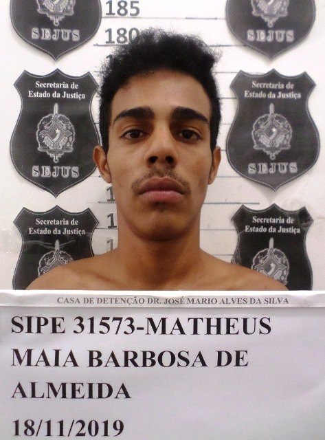 NO QUINTAL: Dois homens são executados a tiros na zona Sul