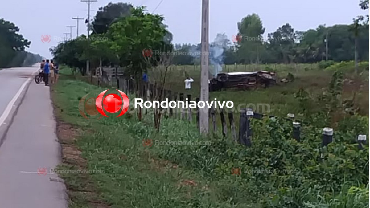 VÍDEO: Motorista fica preso nas ferragens em grave capotamento na BR-319 