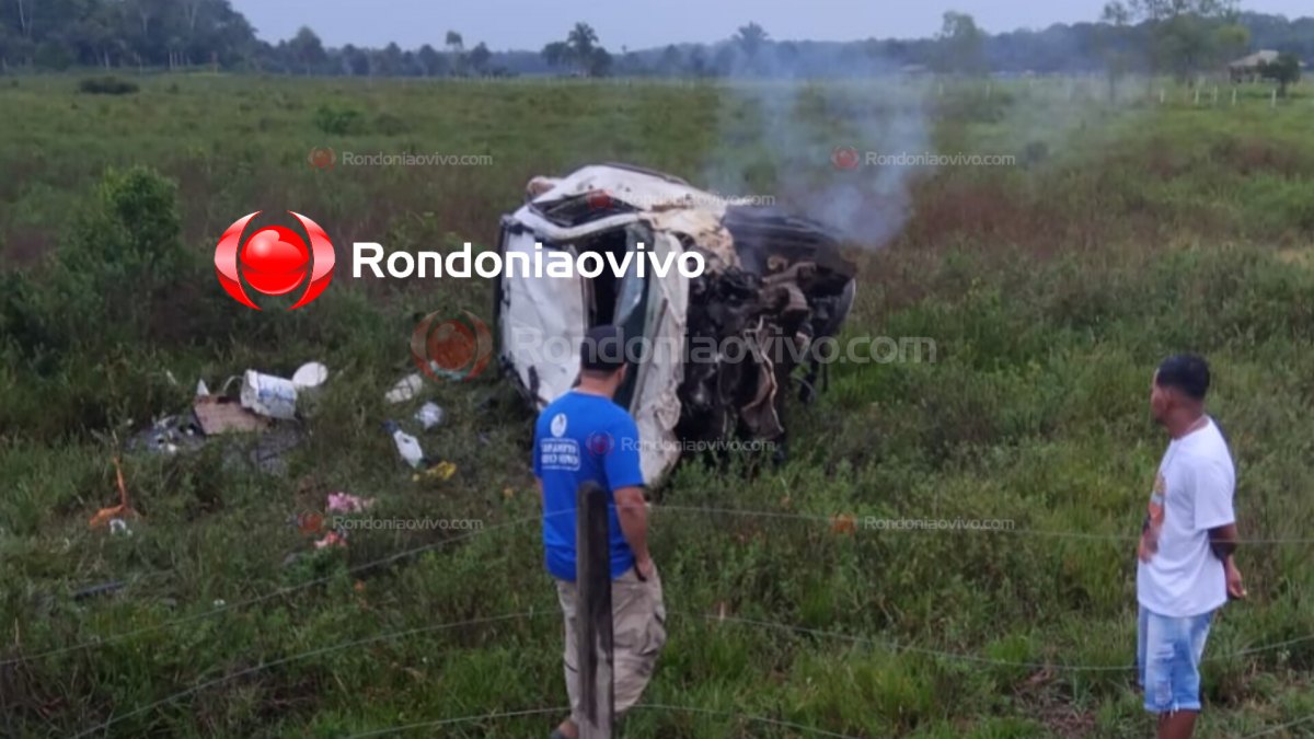 VÍDEO: Motorista fica preso nas ferragens em grave capotamento na BR-319 