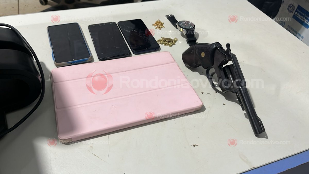 VÍTIMAS AMARRADAS: Cerco da PM prende acusados de cometer roubo em residência 