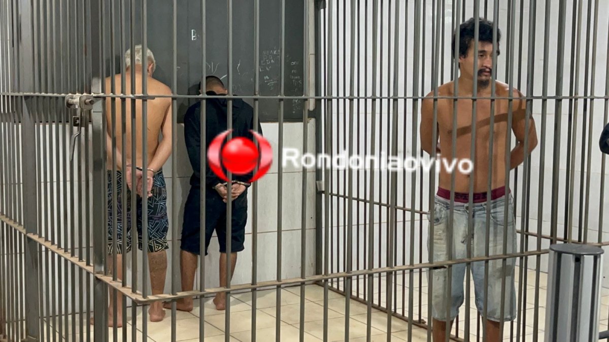 VÍDEO: Equipe do sargento Machado fecha outra boca de fumo neste domingo; Trio é preso 