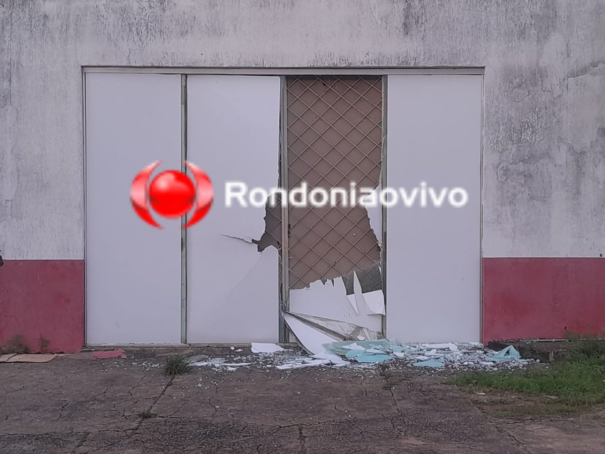 VÍDEO: Ladrões invadem loja de peças para motos e fazem arrastão 