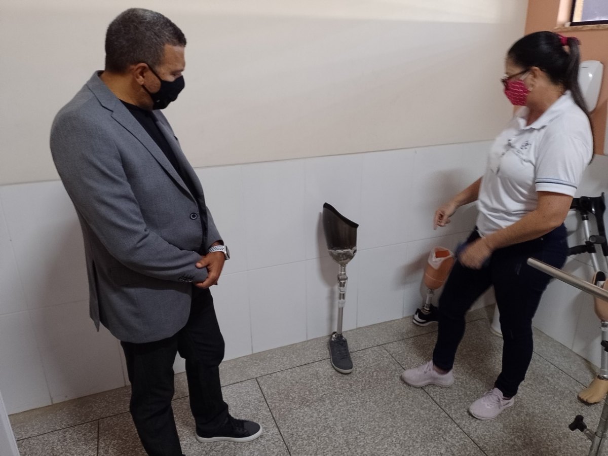 Deputado Alex Silva visita hospital Santa Marcelina