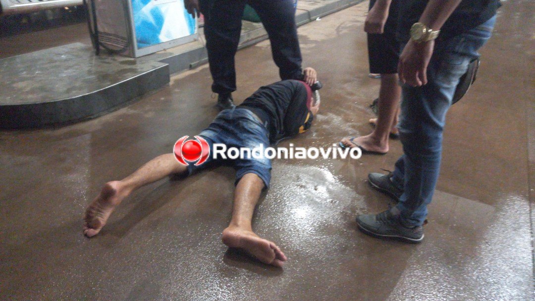 VÍDEOS: Quadrilha com carro roubado é presa após perseguição e tiroteio 