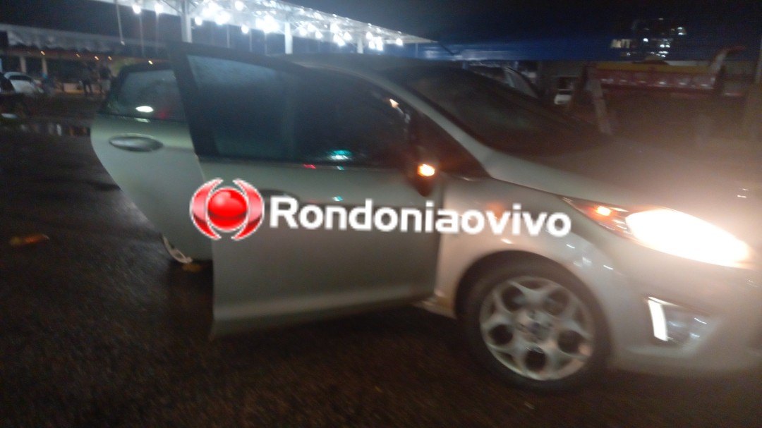 VÍDEOS: Quadrilha com carro roubado é presa após perseguição e tiroteio 