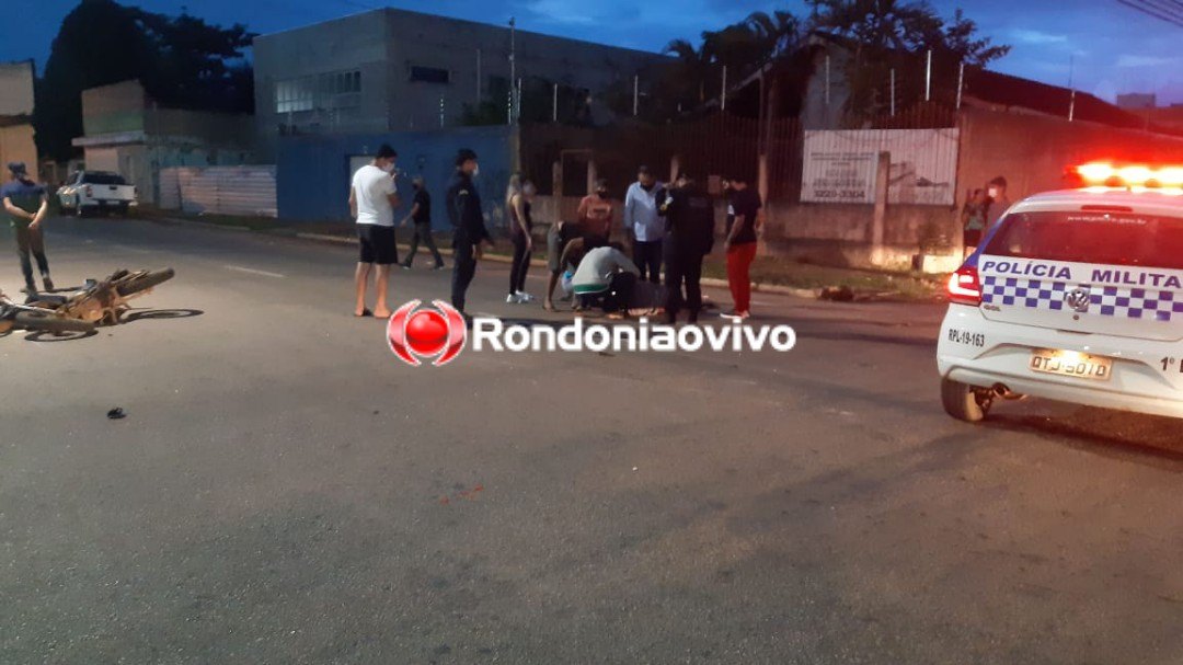 'NA DUQUE': Motociclista fratura o fêmur ao avançar cruzamento e se chocar em caminhonete