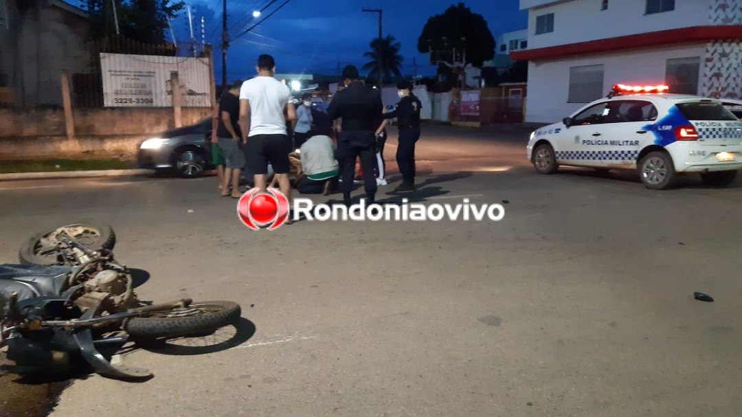 'NA DUQUE': Motociclista fratura o fêmur ao avançar cruzamento e se chocar em caminhonete