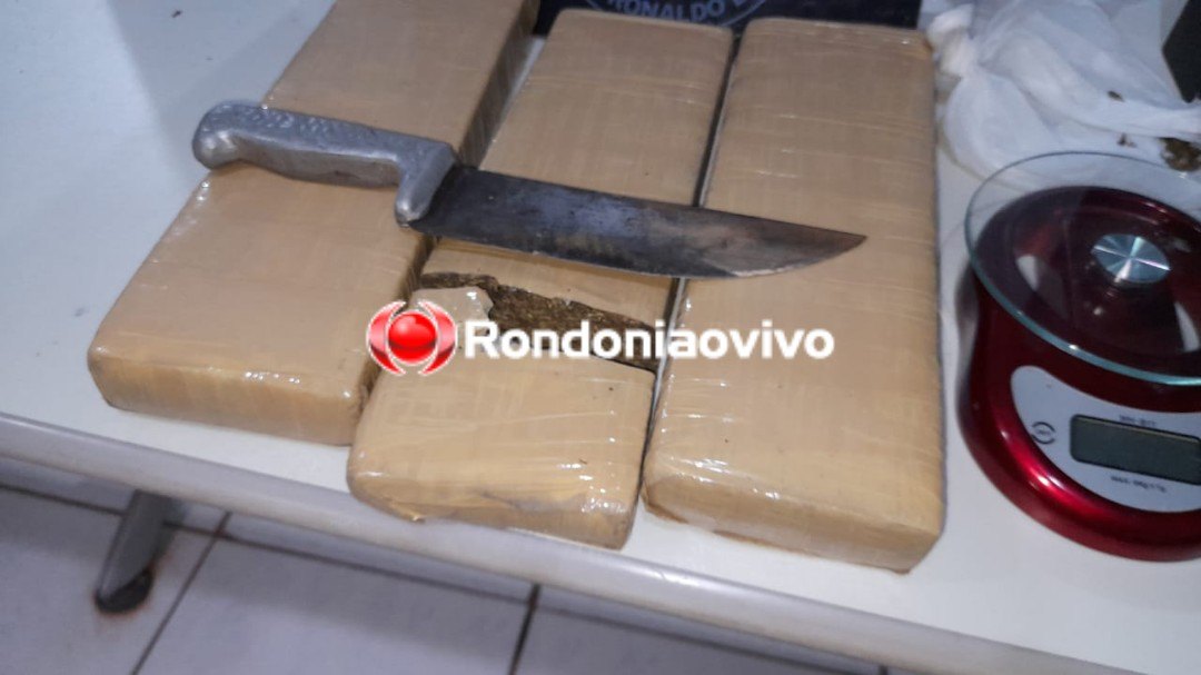 REINCIDÊNCIA: Após tentar vender droga em praça, dupla é presa com três quilos de maconha