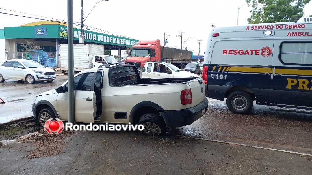 ASSISTA: Grave acidente entre carros na Jorge Teixeira