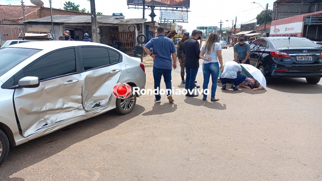 VÍDEO: Colisão entre automóveis deixa mulher lesionada