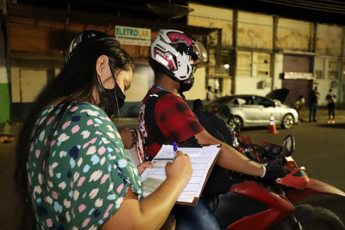 PORTO VELHO: 6° drive-thru da vacinação contra covid-19 é realizada com sucesso