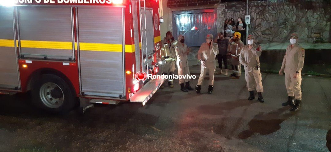 SINISTRO: Residência pega fogo após proprietário ligar TV na sala