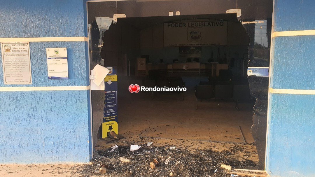 FÚRIA: Homem é preso por causar destruição na Câmara Municipal e prefeitura