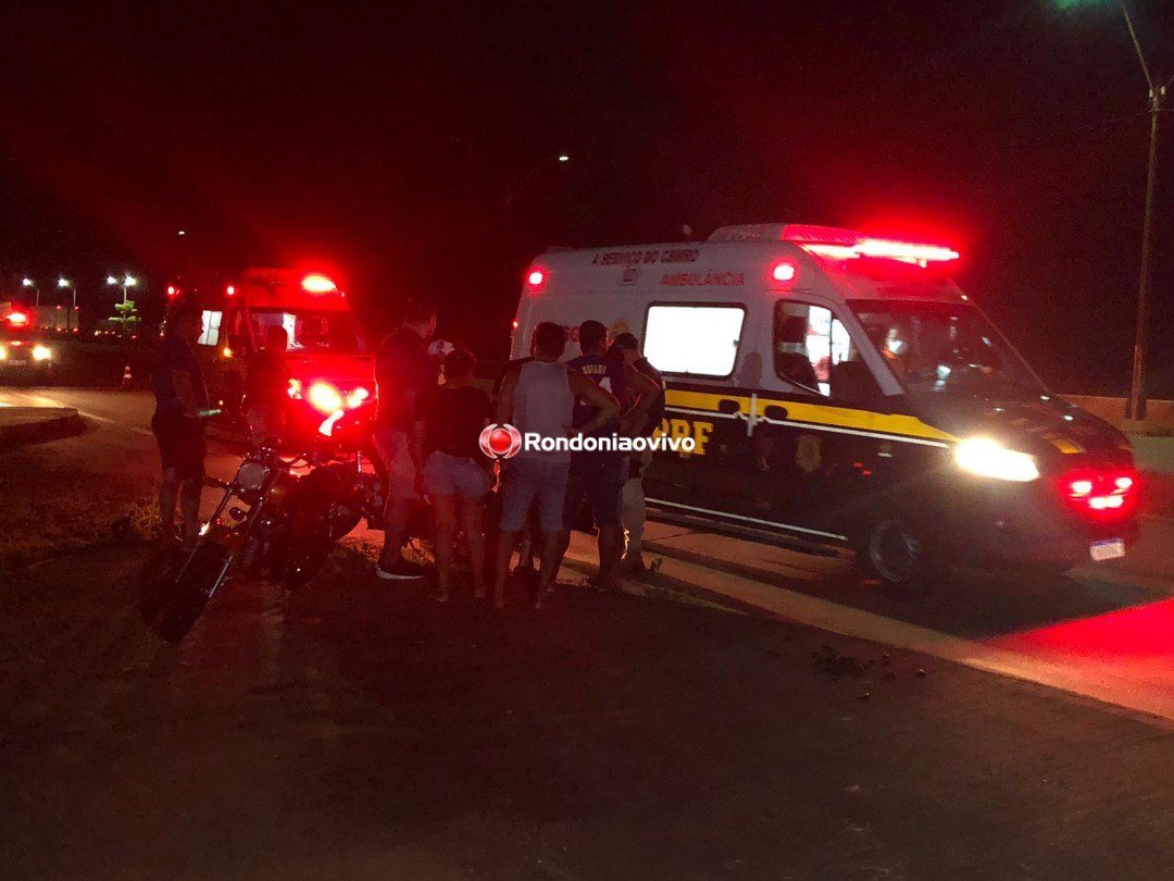 PERIGO NA RODOVIA: Casal em moto de alta cilindrada atropela cavalo solto na BR-364