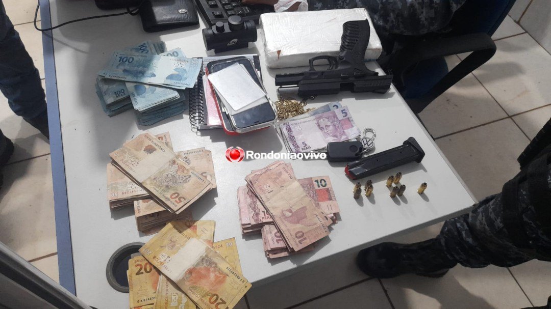 TRÁFICO: Três são presos com drogas, armas e muito dinheiro 