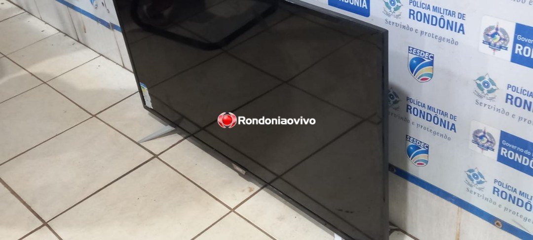 VÍDEO: Bandidos que amarraram mulher durante assalto em casa são presos em igreja