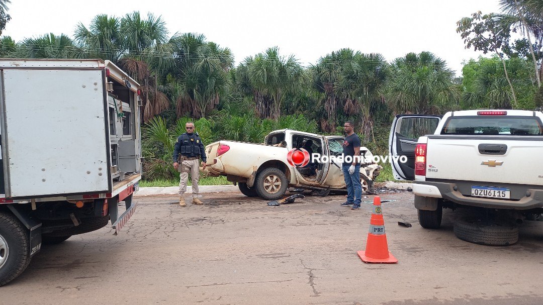 BATIDA FRONTAL: Idosa morre e dois ficam feridos após colisão entre caminhonetes na BR-319