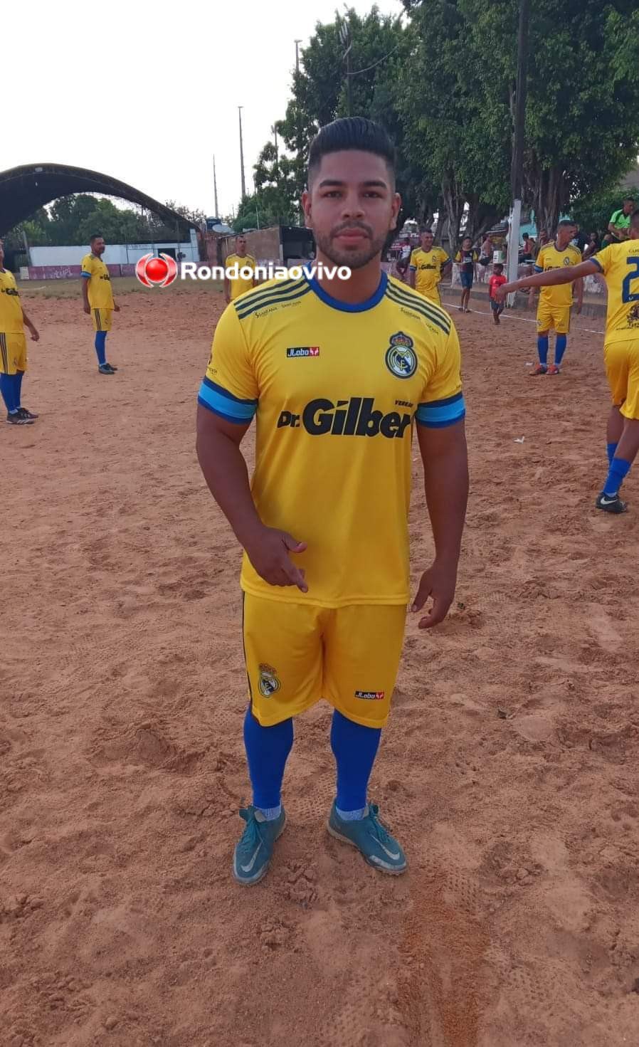 ATAQUE FULMINANTE: Vigilante morre enquanto jogava bola em campo de futebol