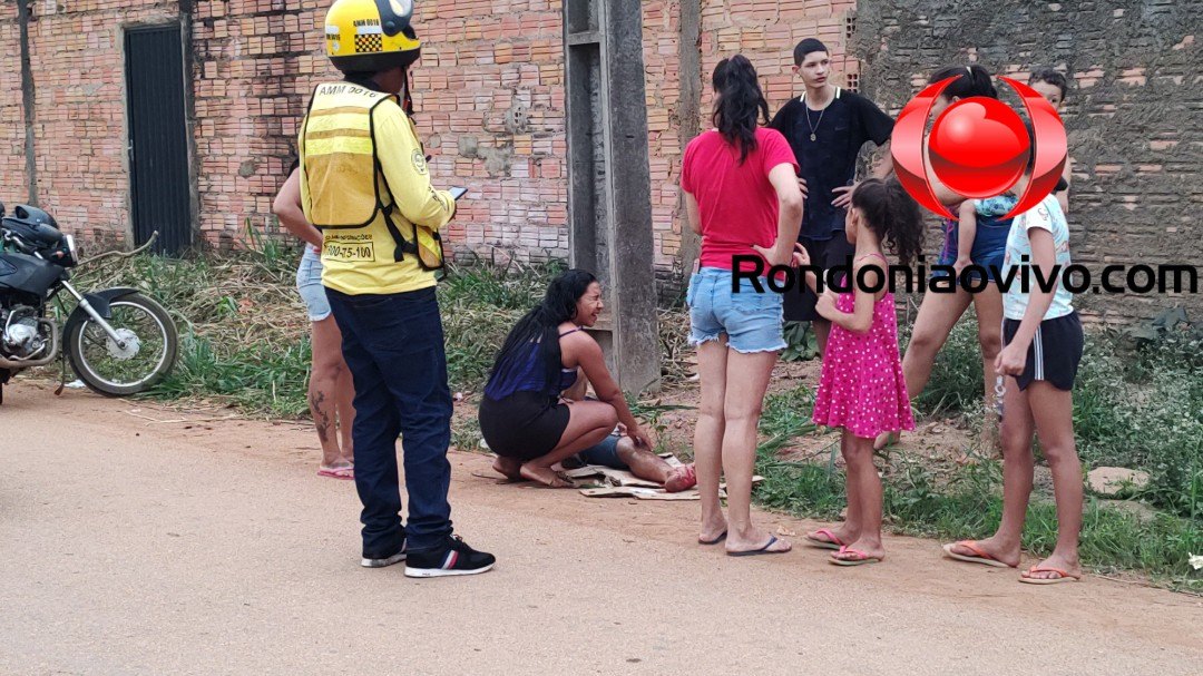 VÍDEO: Motociclista sofre grave fratura exposta após acidente