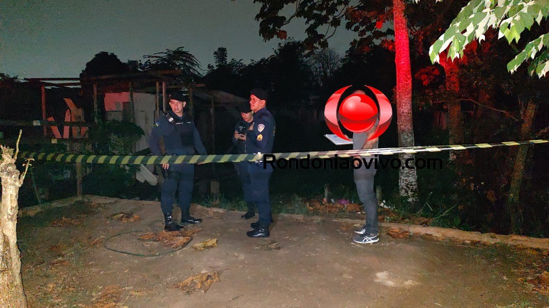 VÍDEO: Jovem com pés e mãos amarrados é encontrado degolado em terreno 