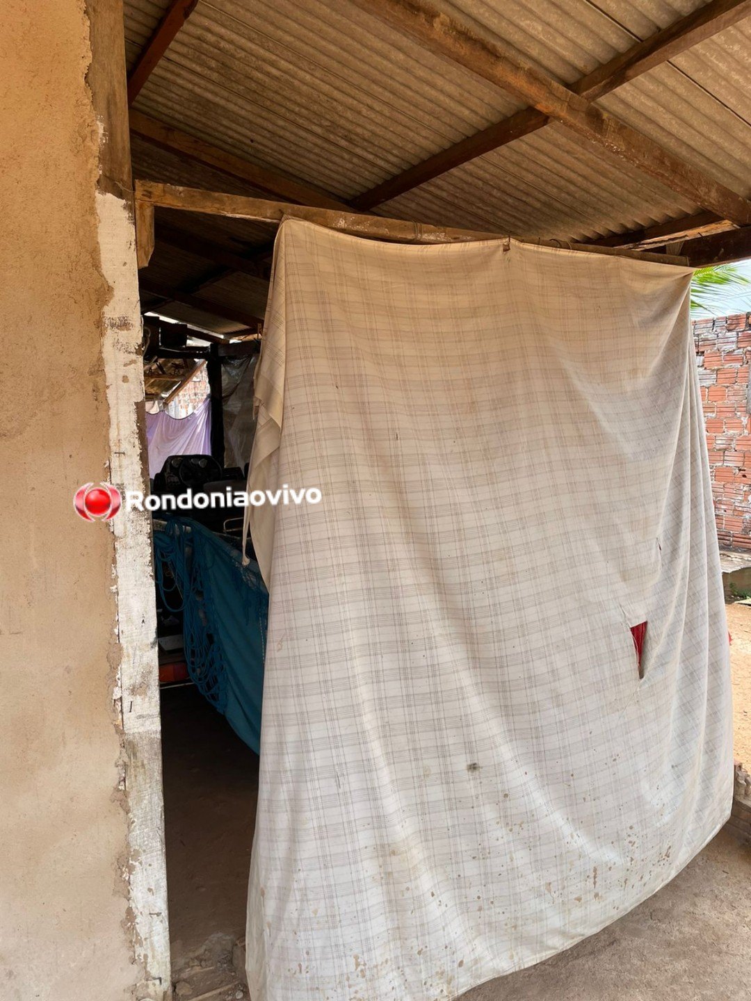 DILIGÊNCIAS: Delegacia de Patrimônio prende casal com barco furtado de residência 