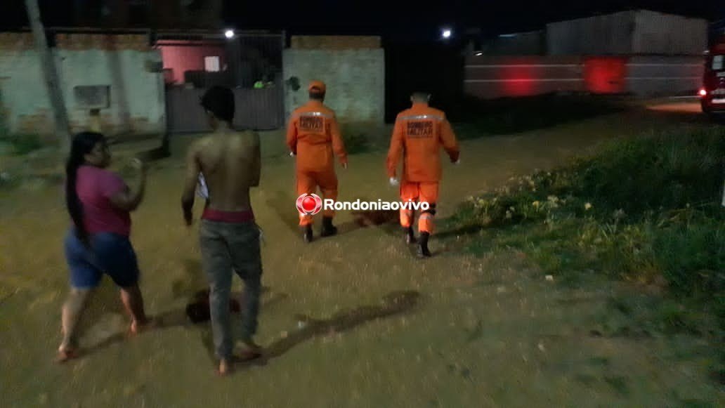 'É O TREM': Jovem e adolescente de 14 anos são baleados em praça na zona Leste