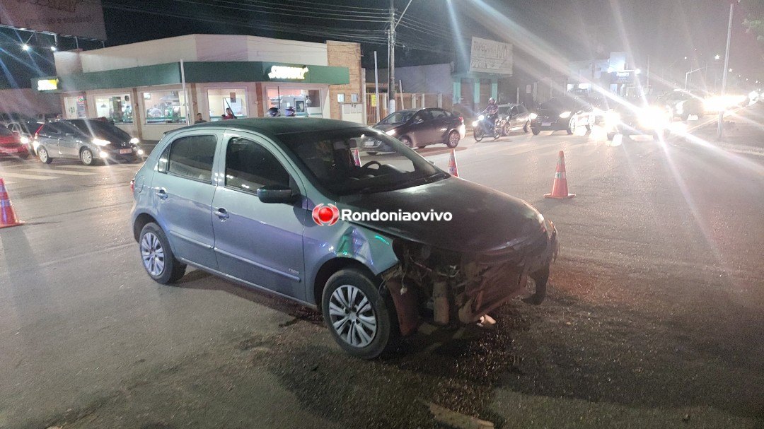 VÍDEO: Motoboy de delivery sofre fratura exposta em acidente na Jorge Teixeira