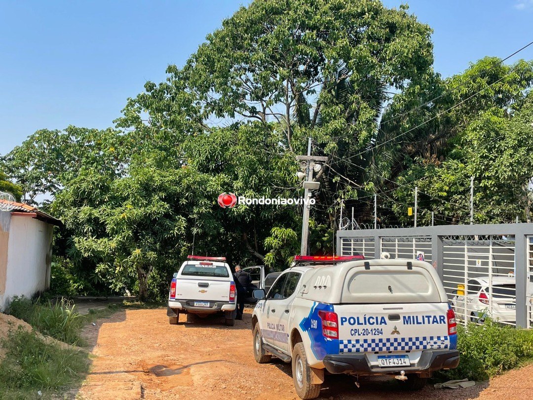 OUSADOS: Bandidos tentam arrombar cofre de residência e fogem de equipes da PM