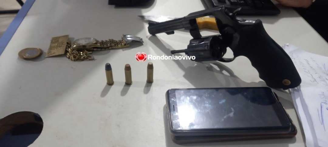 ASSALTO FRUSTRADO: Bandidos roubam 60 óculos em loja, mas equipe da PM age rápido 