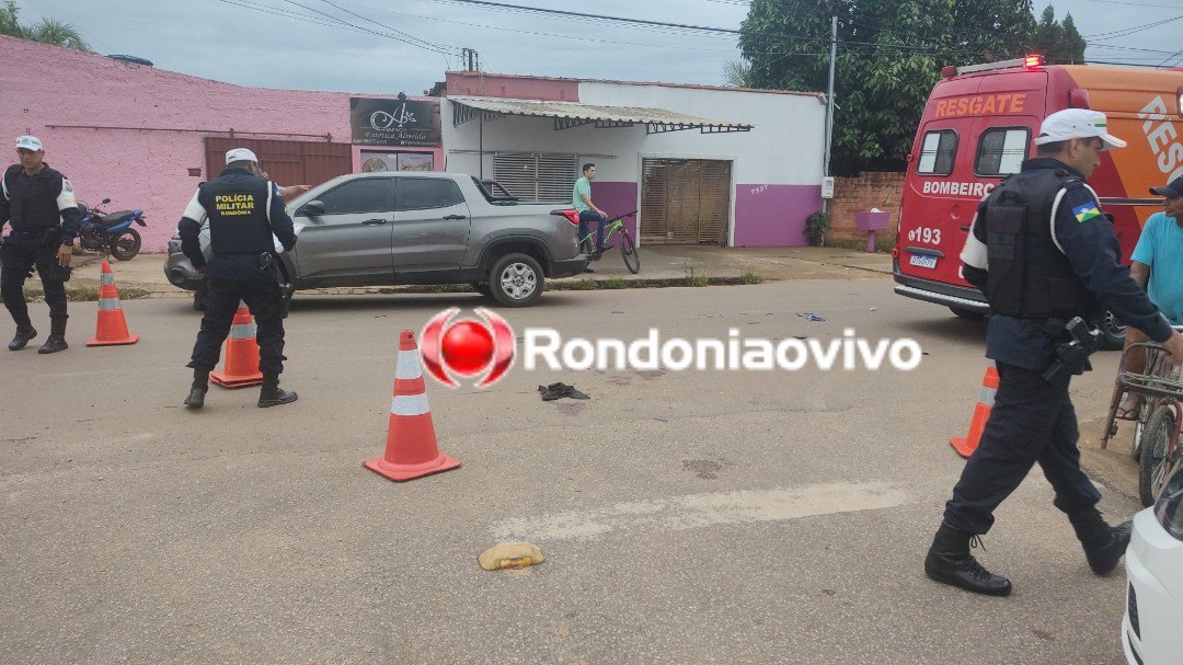 VÍDEO: Pedestre quebra a perna após ser atropelado por motociclista que fugiu