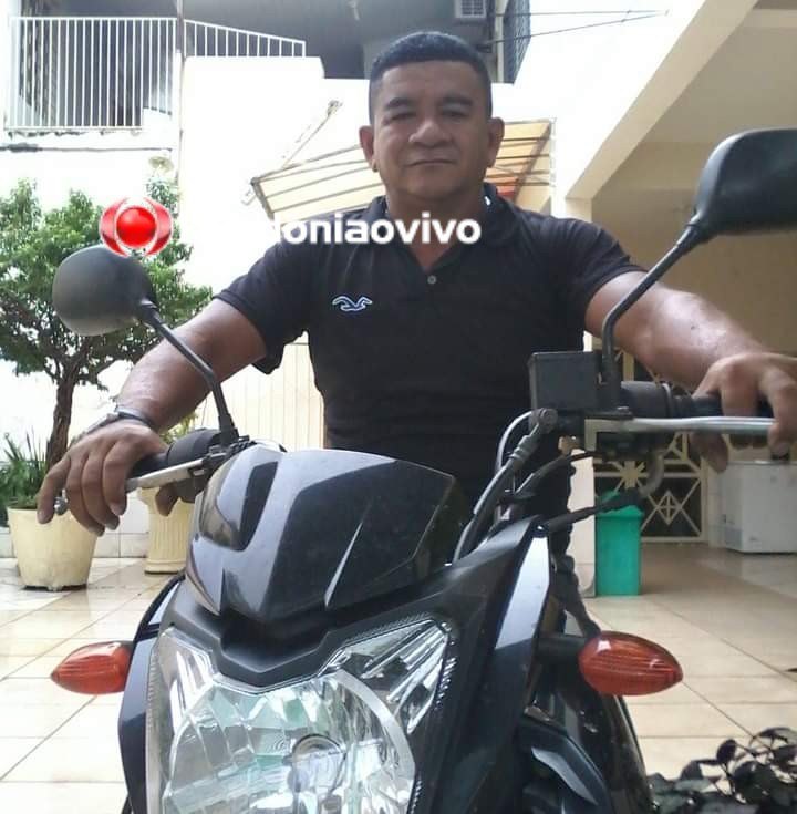 VÍDEO: Motociclista morre após bater violentamente em muro