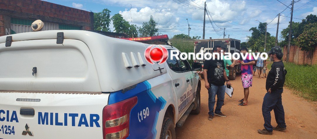 VÍDEO: Homem é encontrado morto com corte no pescoço em terreno baldio