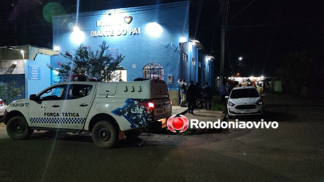 ASSISTA: Cabeleireiro é vítima de tentativa de homicídio na frente de igreja