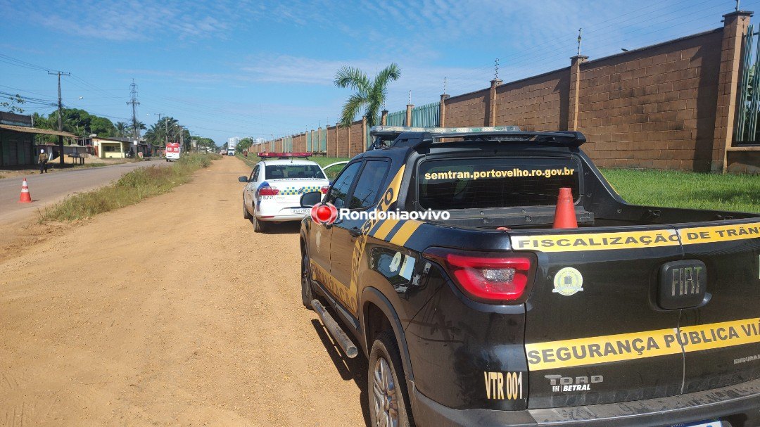 URGENTE: Motociclista fica com perna dilacerada após colisão frontal