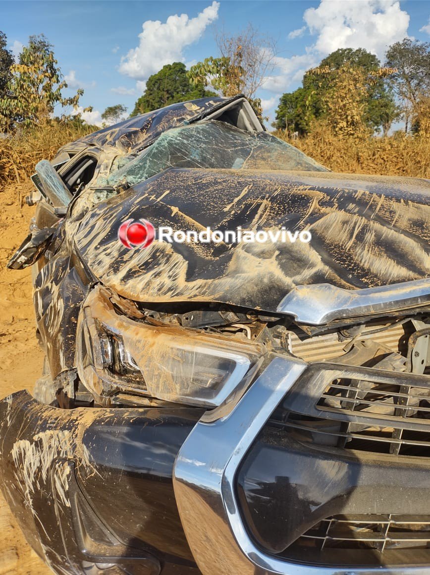 PERDEU O CONTROLE: Empresário fica ferido após grave acidente com capotamento de Hilux 