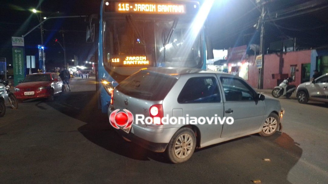 COLISÃO: Ônibus arrasta carro em acidente na frente da UPA na zona Leste 