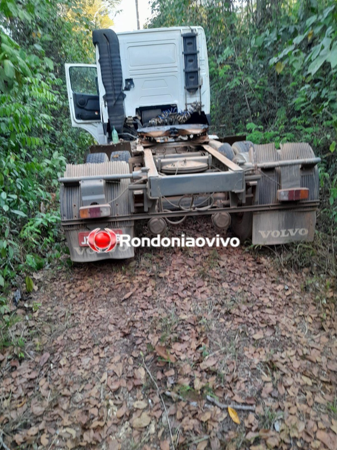 ASSISTA: Delegacia de Furtos e Roubos recupera carreta e prende acusado 