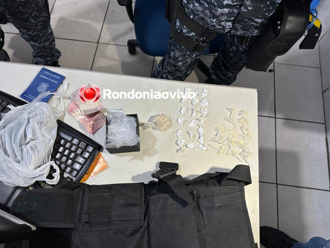 PERSEGUIÇÃO: Casal em moto é atacado a tiros e mulher acaba baleada