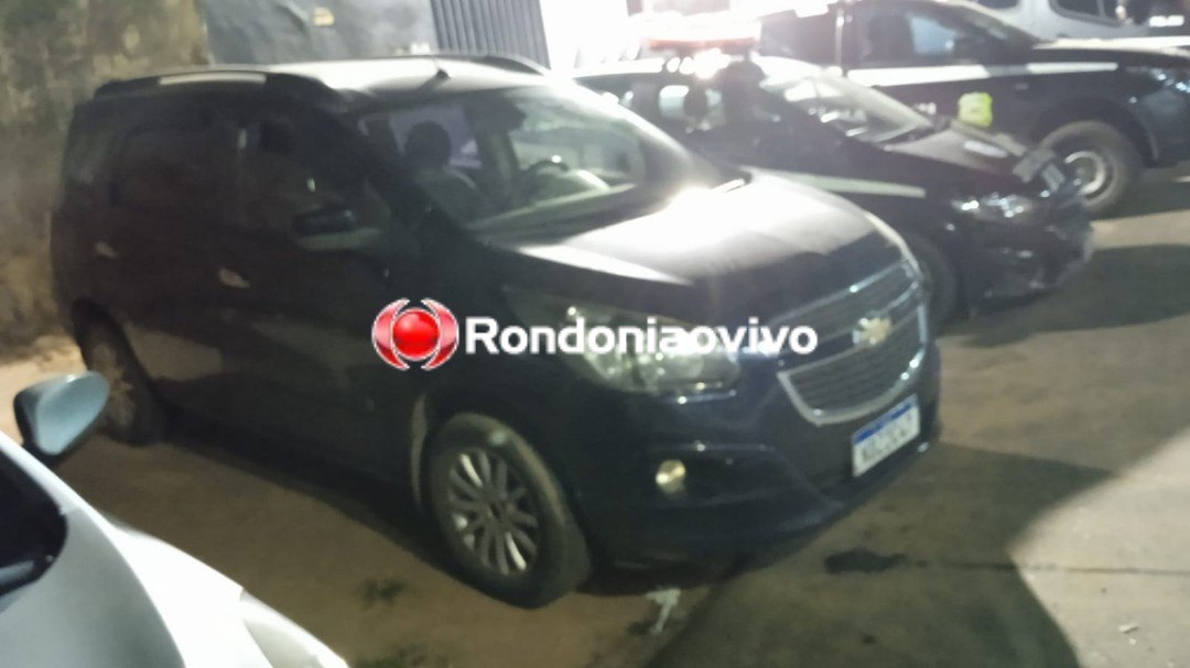 PRF INTERCEPTOU: Cegonha levava carro para Goiânia com cerca de 20 quilos de drogas 