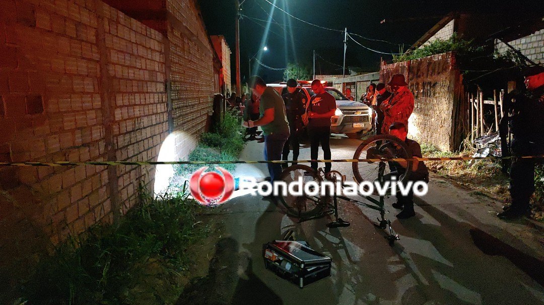 NA CABEÇA: Jovem de bicicleta é executado a tiros na zona Leste