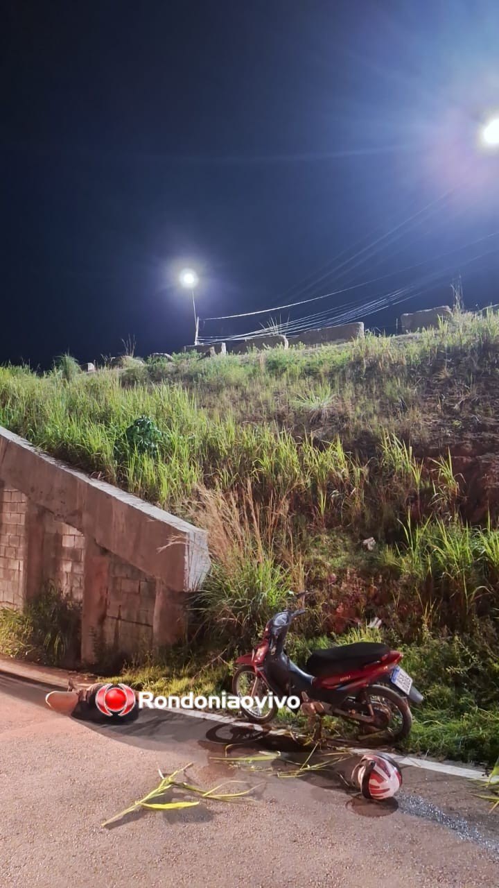 PERDEU O CONTROLE: Mulher em motocicleta fica em estado grave ao cair do viaduto na BR-364